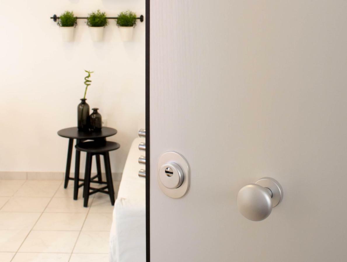 Super Stylish Apartments In Syntagma Square! Athen Exterior foto