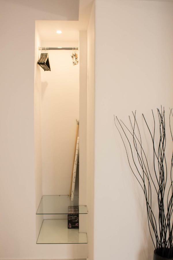 Super Stylish Apartments In Syntagma Square! Athen Exterior foto